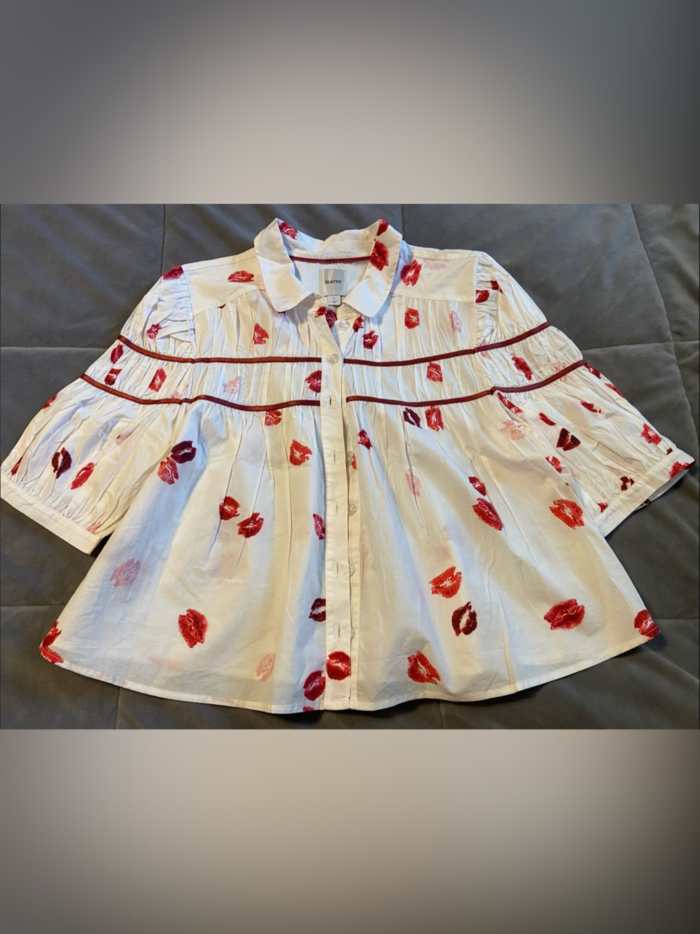 Maeve Anthropology White A-Line top with Red Lip Print